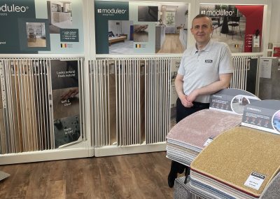 Steve McKnight, Retail Assistant